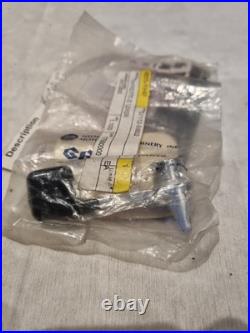 Suzuki LT 50 Throttle Lever Genuine NOS