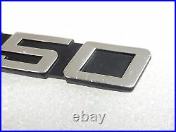 Suzuki NOS NEW 68141-18600 Emblem Badge Decal GT GT250