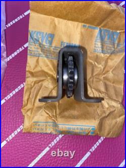 Suzuki Oem Nos GSXR 750 1985-1987 Cam Chain Idler 12780-27a02