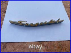 Suzuki T20 T200 T500 T305 T250 MK1 T350 MK1 Sidepanel Badge NOS 68131-11001