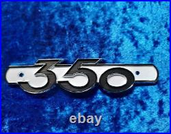 Suzuki T350 Side Cover Badge 68141-18500 NOS Very Rare Genuine Mint