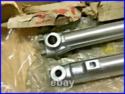 Suzuki TS100 TS100C/N L/R Tube Outer Front Fork NOS P/N 51131-48130&51141-48130 Suzuki TS100 TS100C/N L/R Tube Outer Front Fork NOS P/N 51131-48130&51141-48130