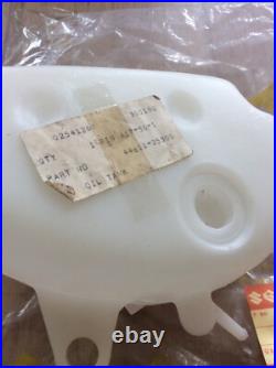 Suzuki Ts100 Tc100 Nos Oil Tank Resevoir New In Suzuki Parts Bag Pt 44611-25300