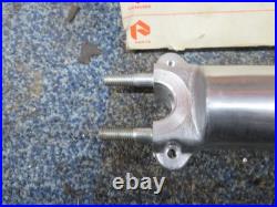 Suzuki gt250 gt380 fork leg nos 51140-33132